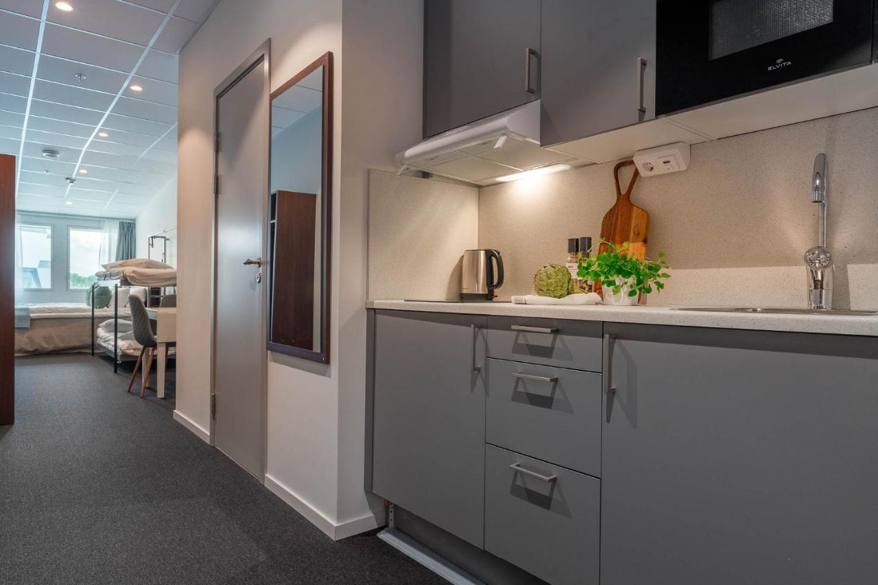 Stockholm Hotel Apartments Arlanda Xpo מראה חיצוני תמונה