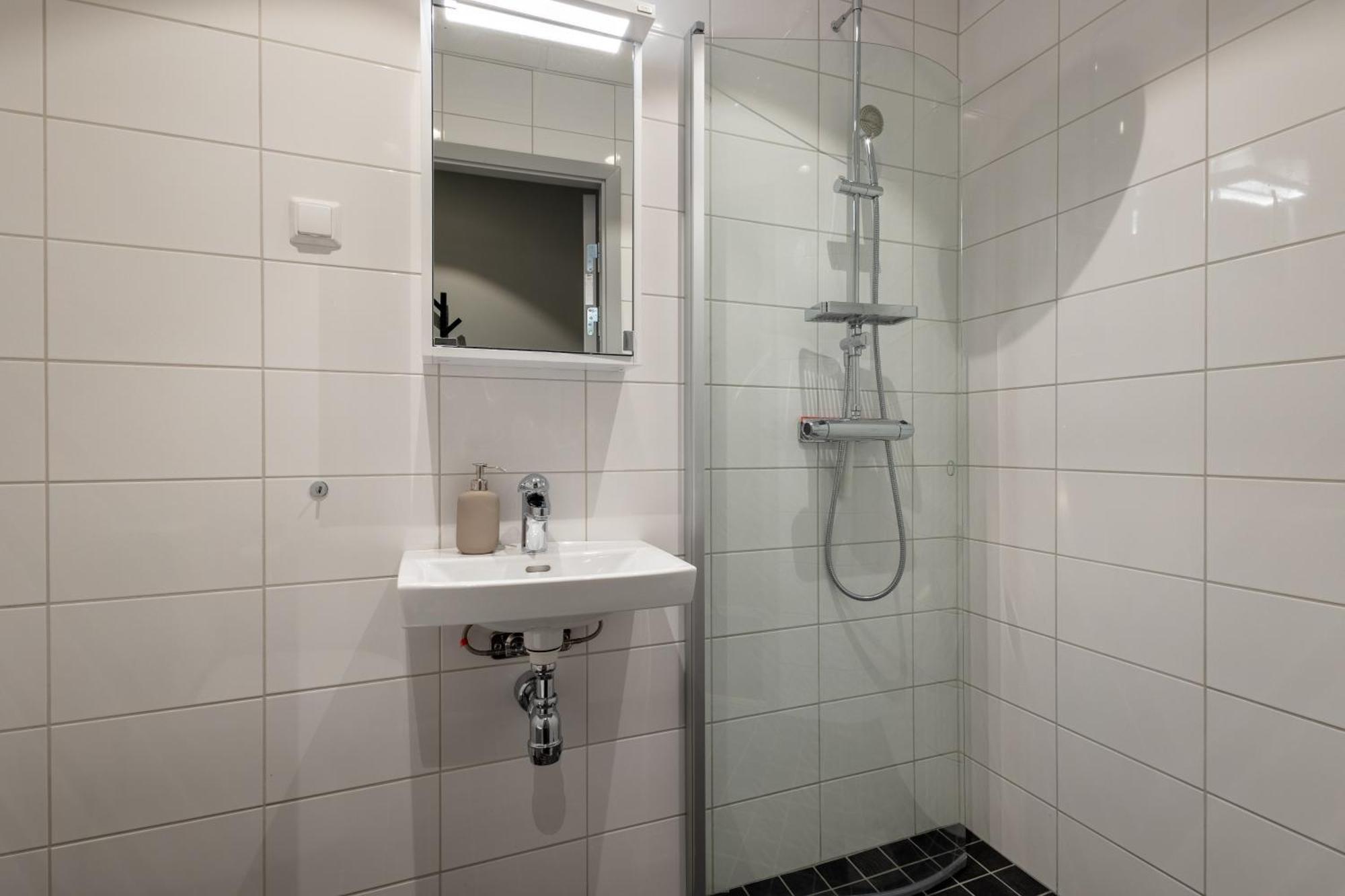 Stockholm Hotel Apartments Arlanda Xpo מראה חיצוני תמונה